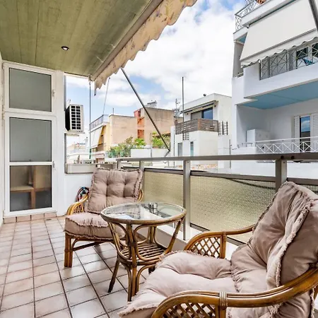 Apartment Live Like An Athenian!
