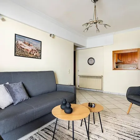 Live Like An Athenian! Apartment